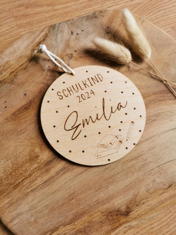 HOLZSCHEIBE "SCHULKIND" PERSONALISIERT