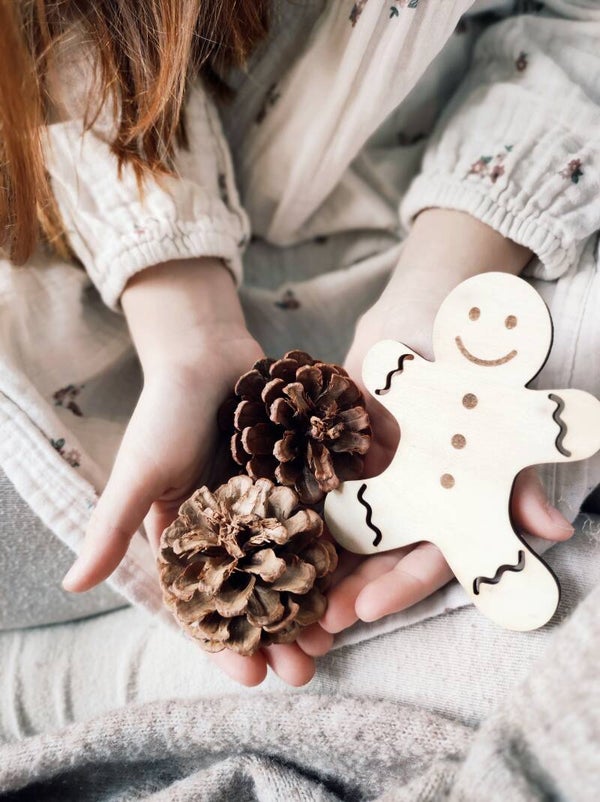 LEBKUCHENMÄNNCHEN AUS HOLZ