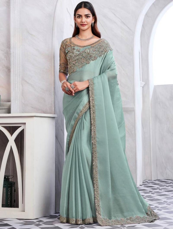 Bollywood Sari Orné