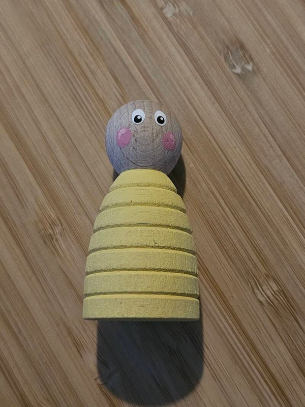 Pegdoll, pastel geel