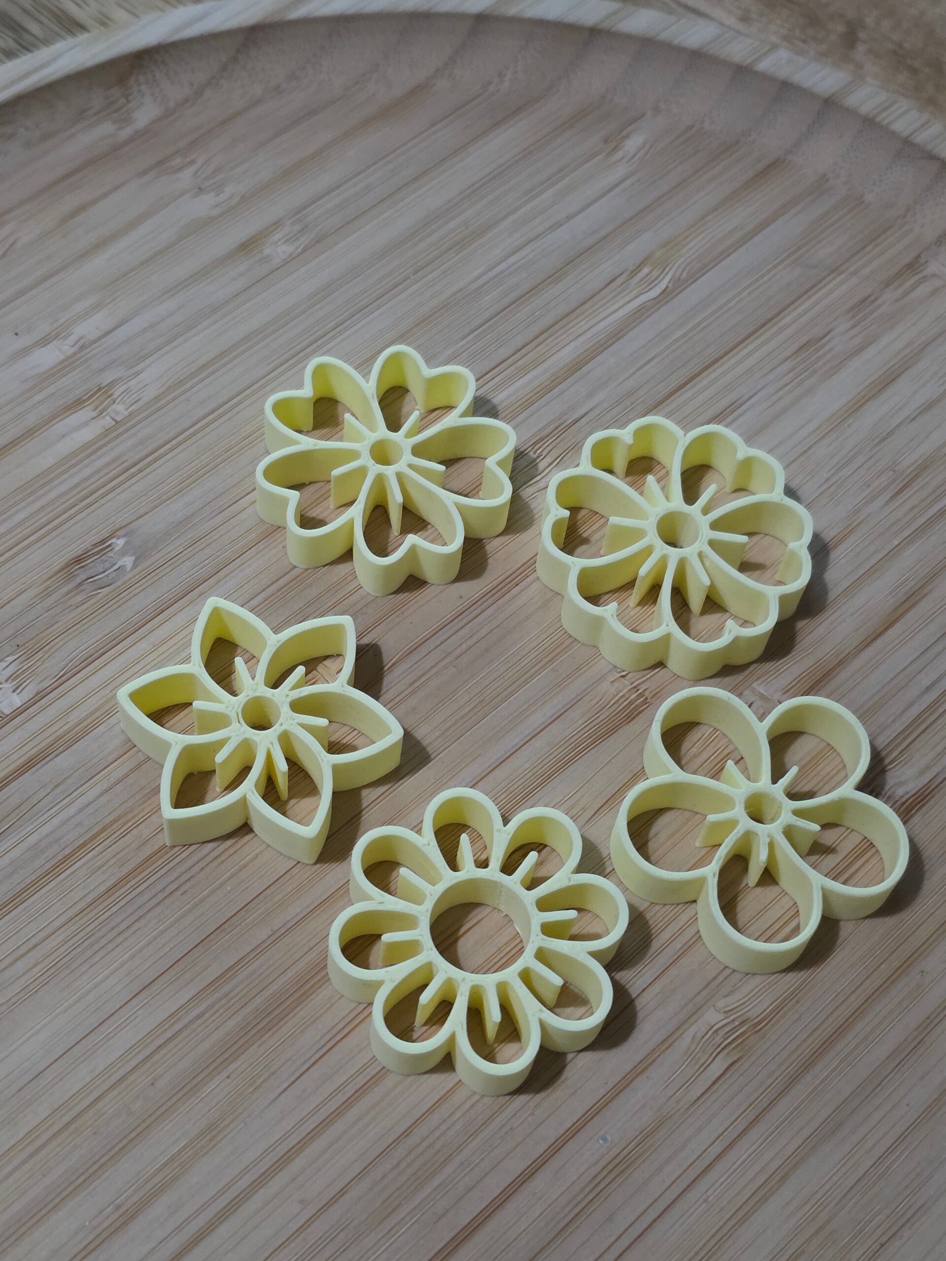Bloemen uitsteekvormen, pastelgeel