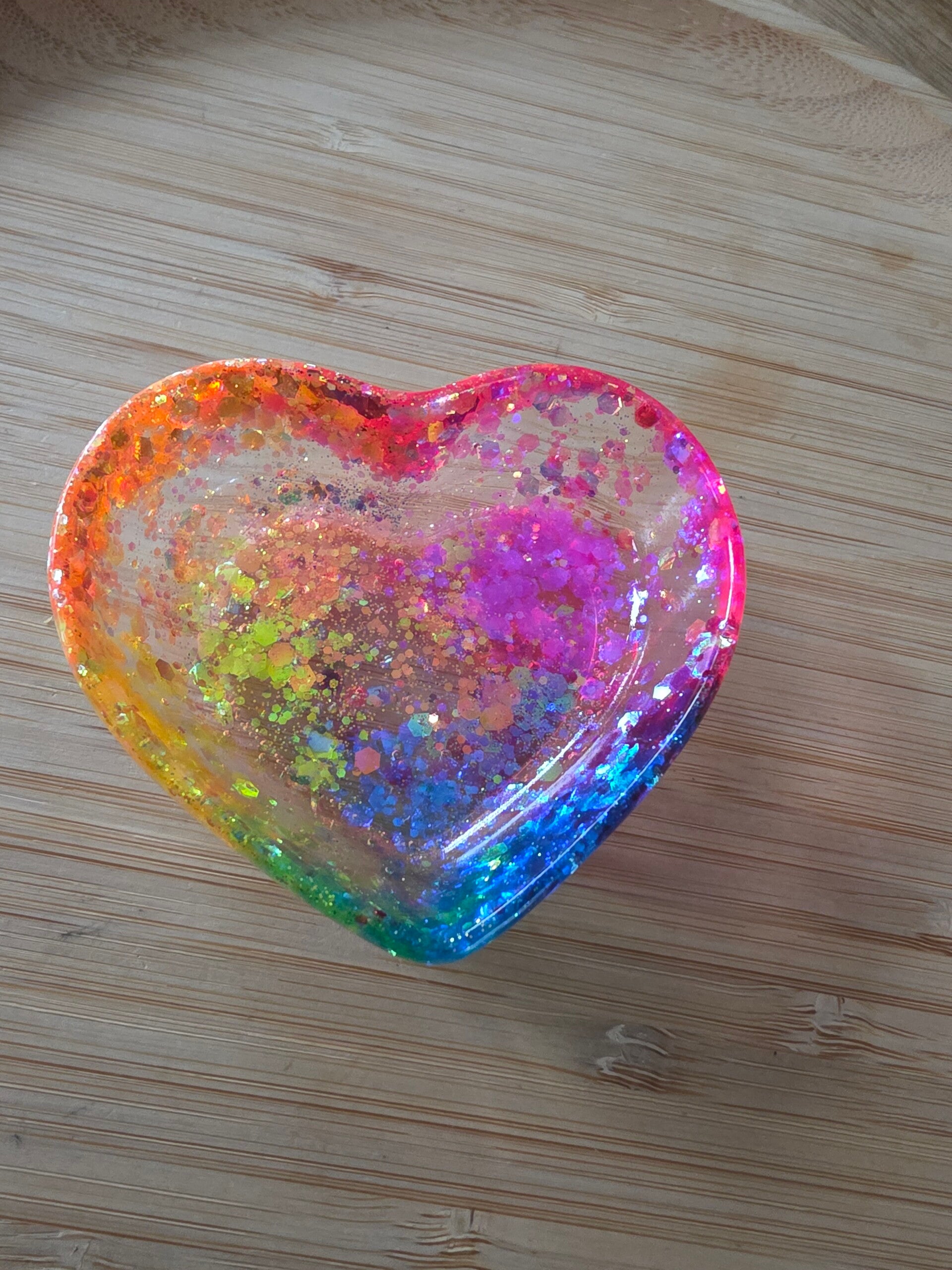 Regenboog hartjes bakje 2