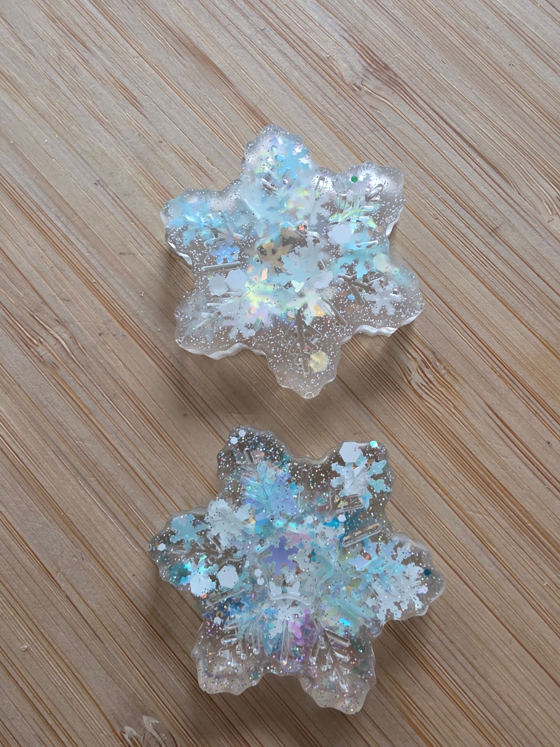 Epoxy sneeuwvlokken met sneeuwvlokjes