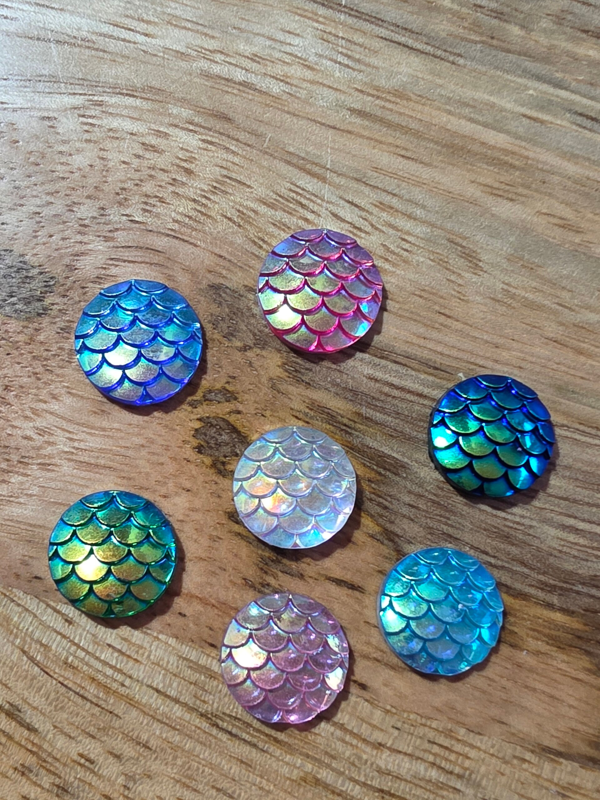 Loose parts, halve cirkels schubben