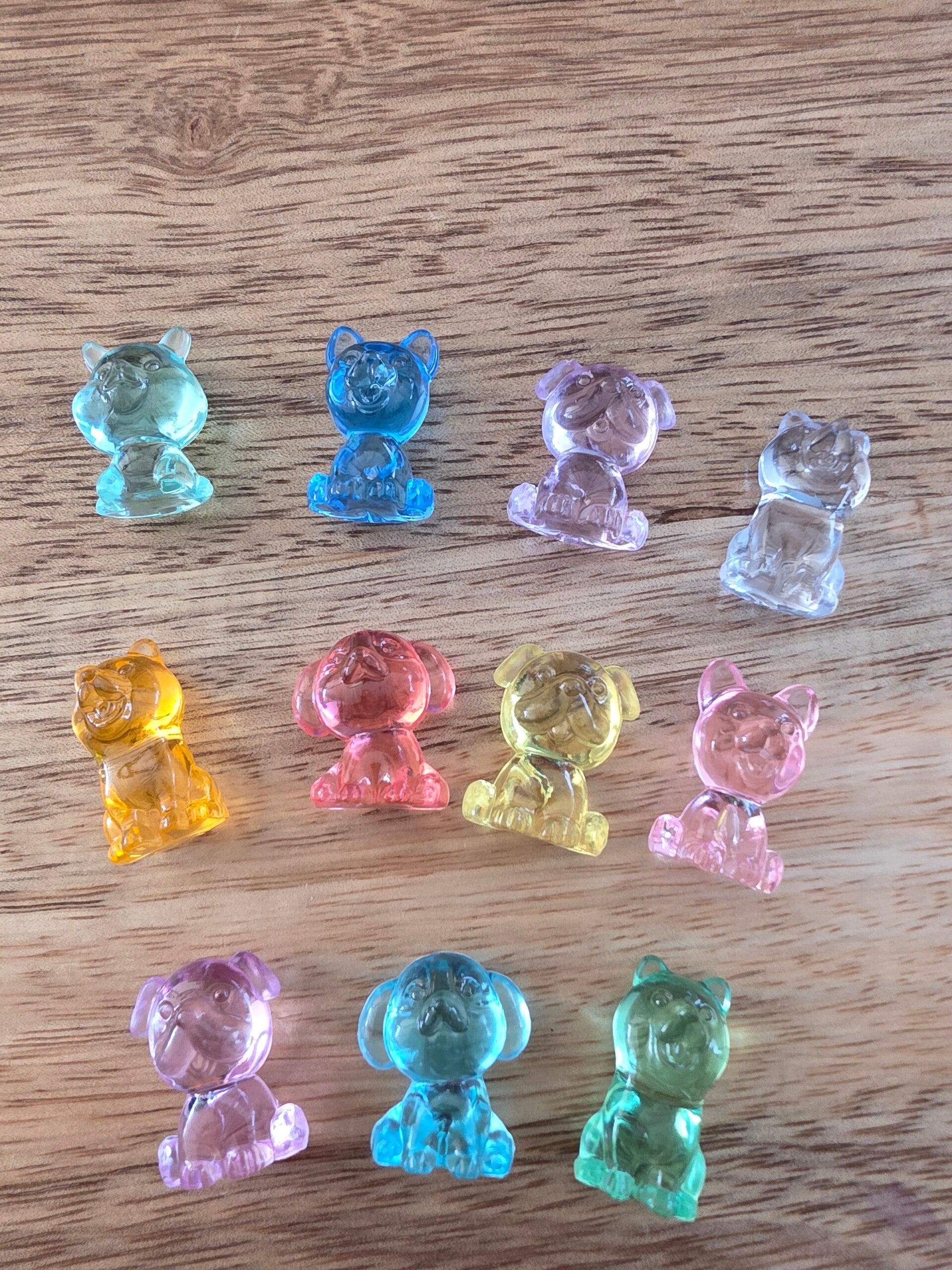 Loose parts, hondjes