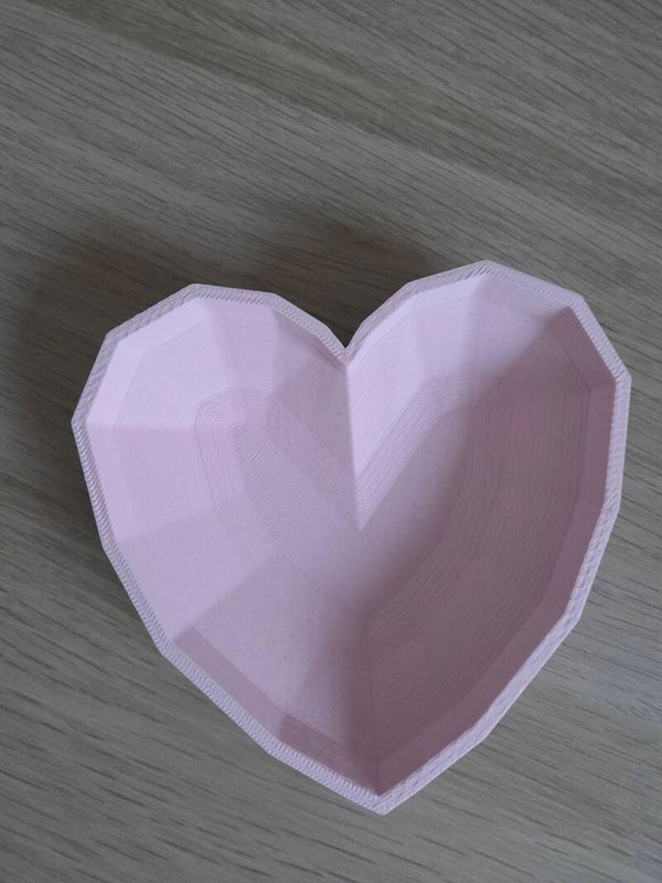 Harten bakje roze
