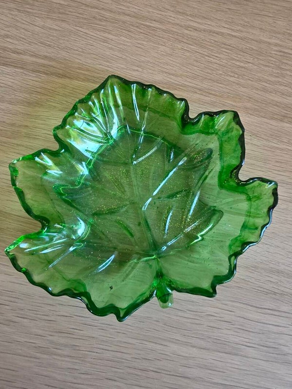 Epoxy herfstblad bakje, groen