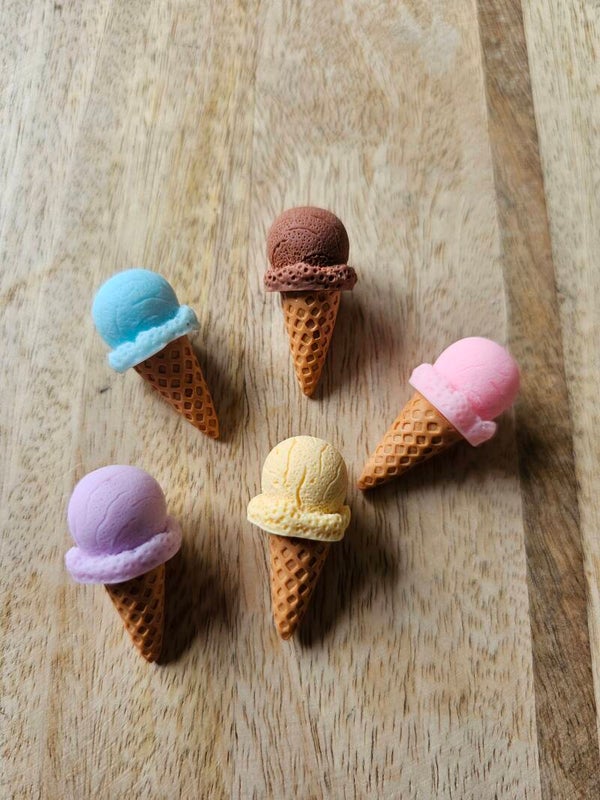 Loose parts, ijshoorntjes