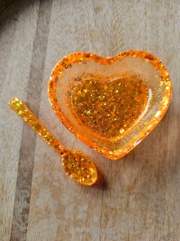 Neon, hartjesbakje oranje