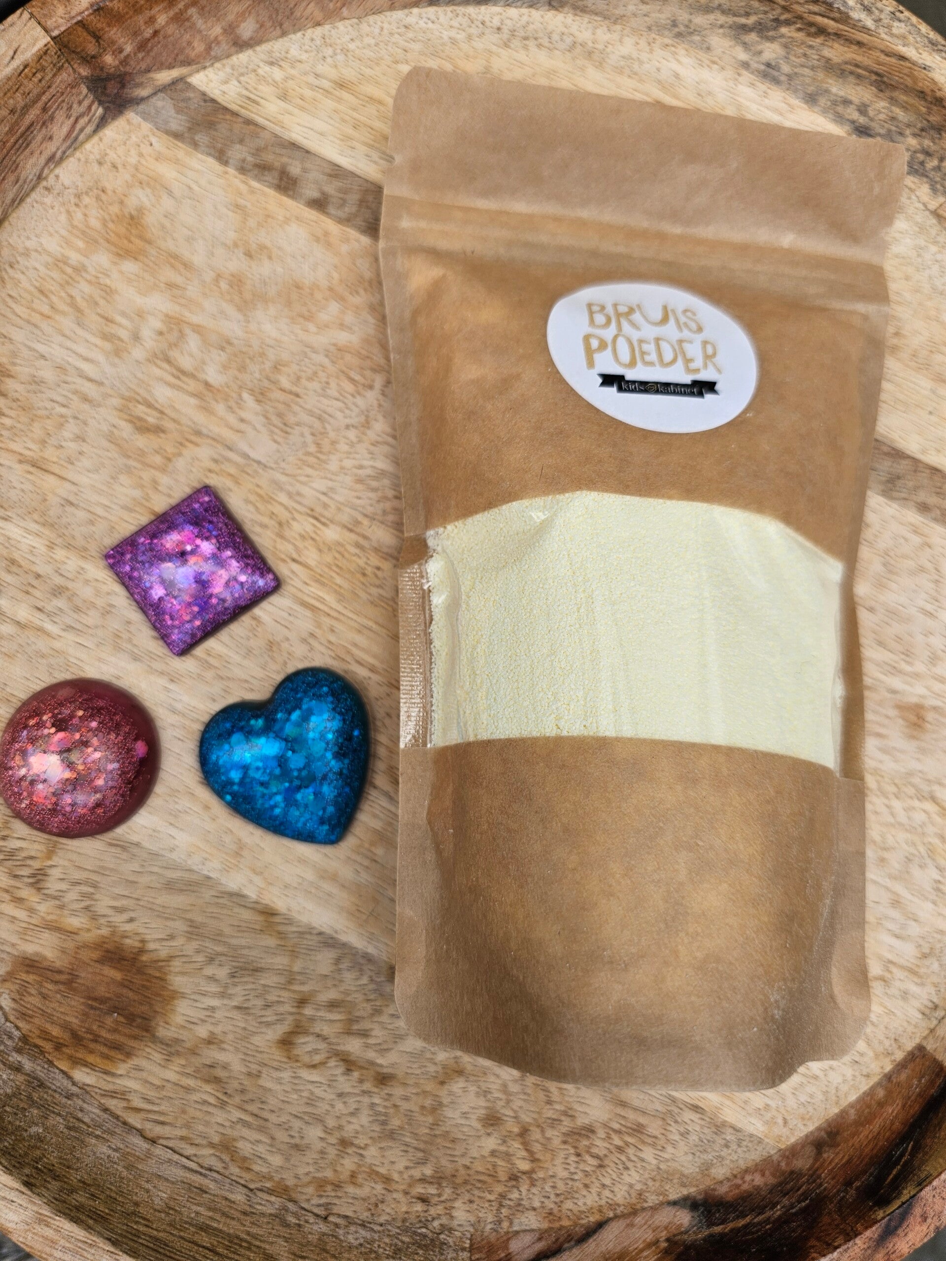 Bruispoeder, pastelgeel