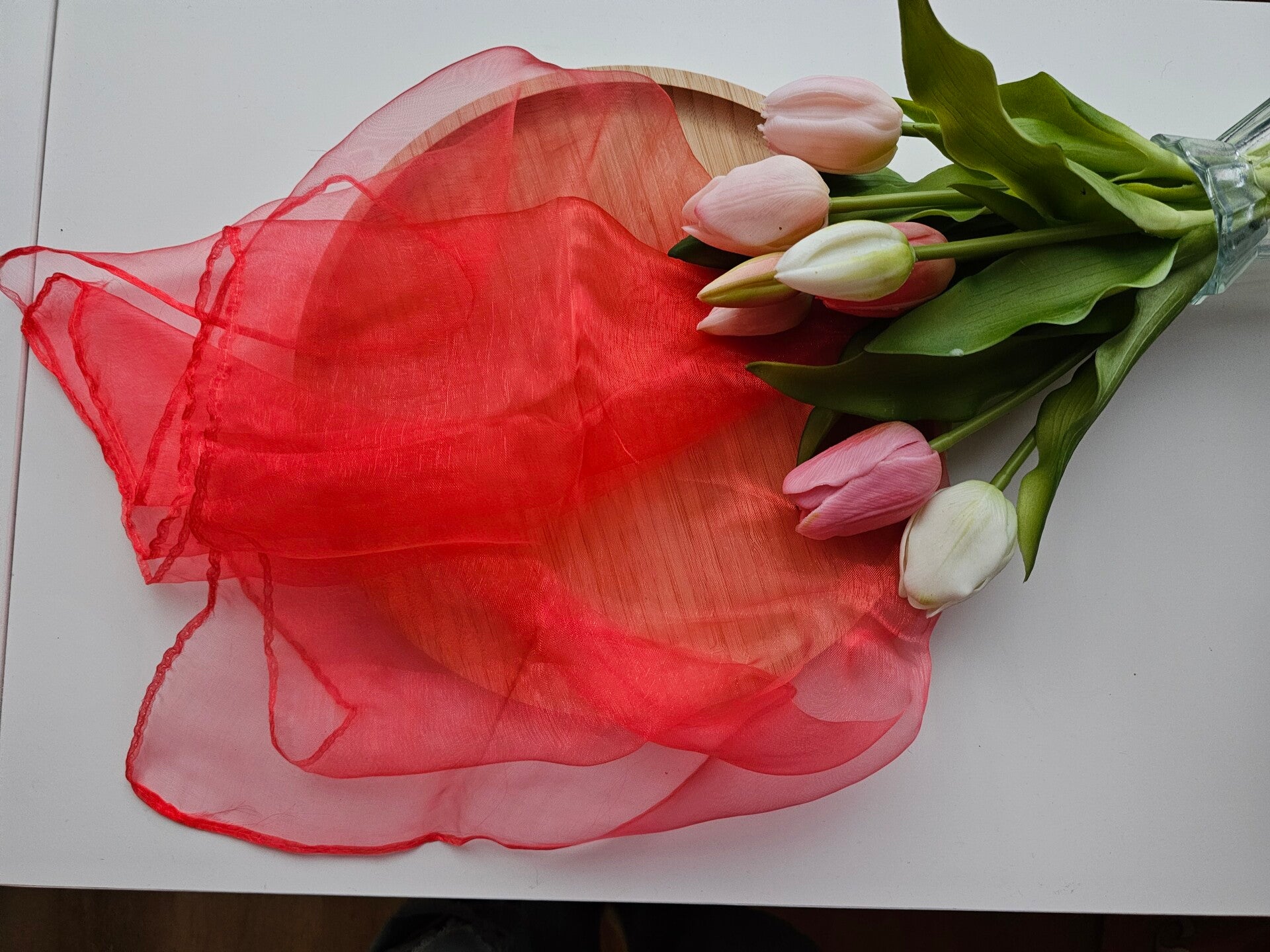 Speelsjaal, koraalrood