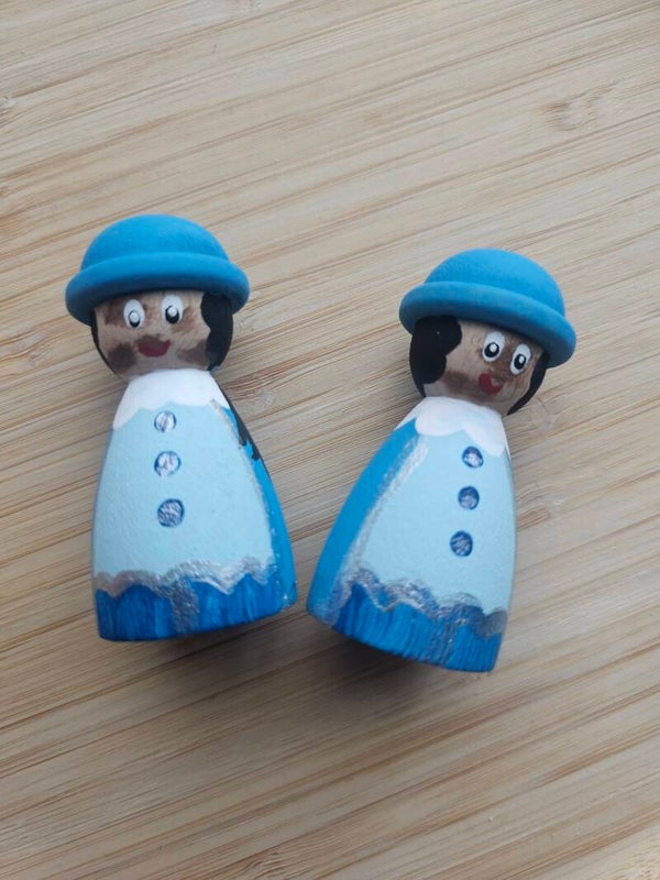 Handgeschilderde pegdoll, pietje blauw