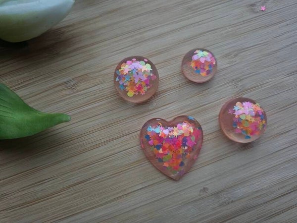 Loose parts, confetti 3