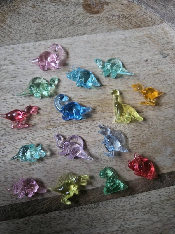 Loose parts, dinosaurussen