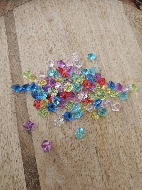 Loose parts, diamantjes regenboog (klein)