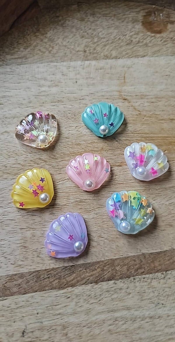 Loose parts, oesterschelpen