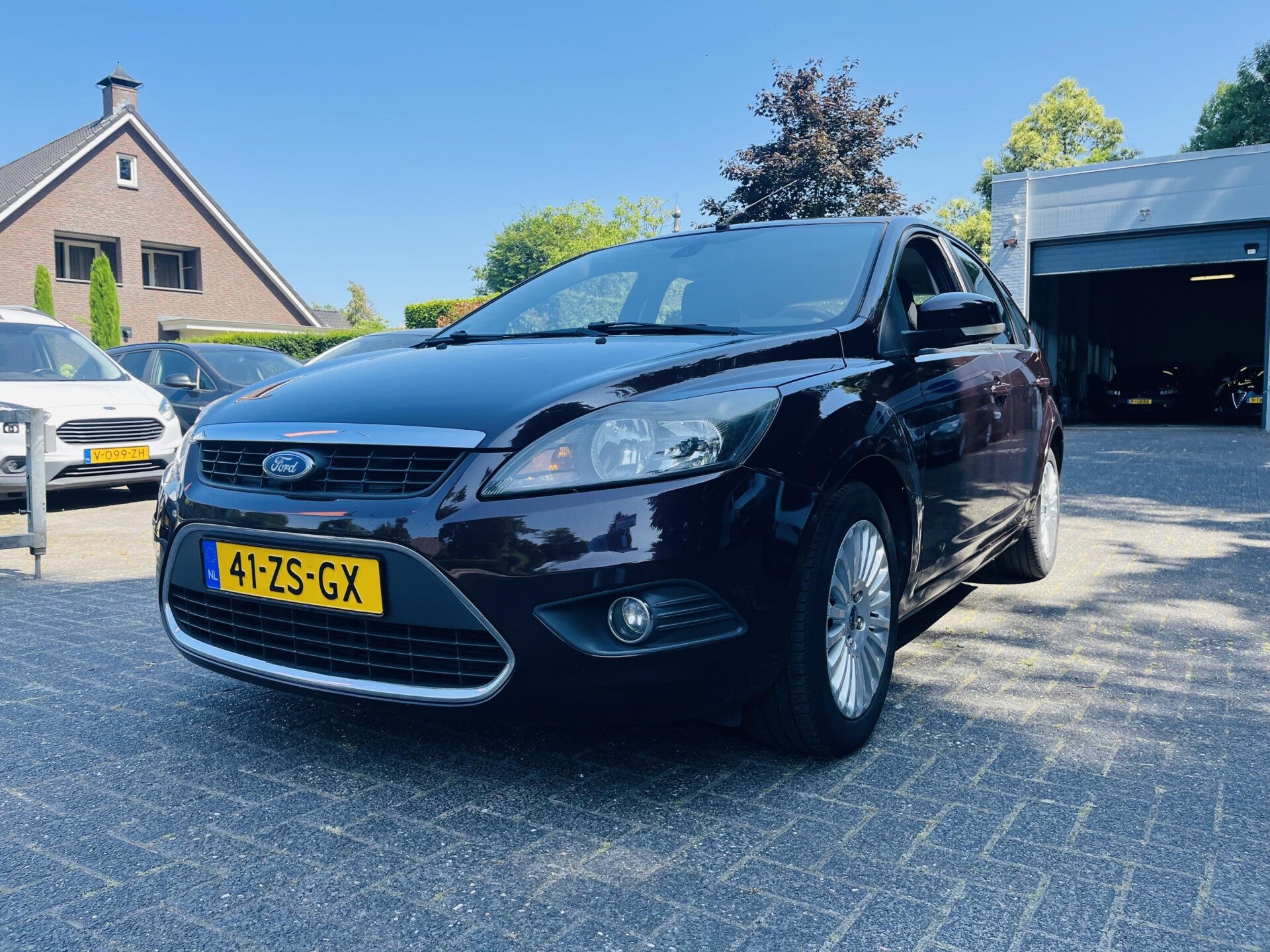 Ford Focus 1.6 Titanium Automaat / Clima / LM / Tel / PDC