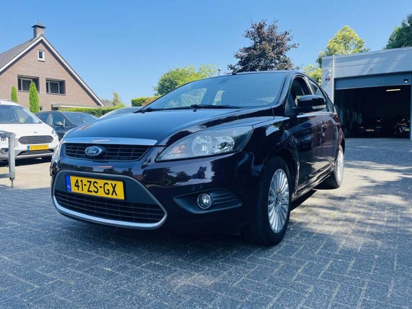 Ford Focus 1.6 Titanium Automaat / Clima / LM / Tel / PDC