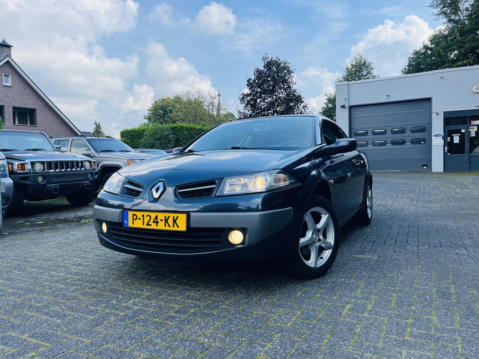 Renault Mégane cc 1.6-16V Leder / LM / Apple CarPlay / Camera