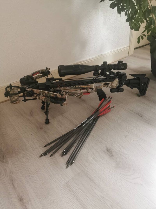 Compoundarmbrust FMA Scorpion viel Zubehör
