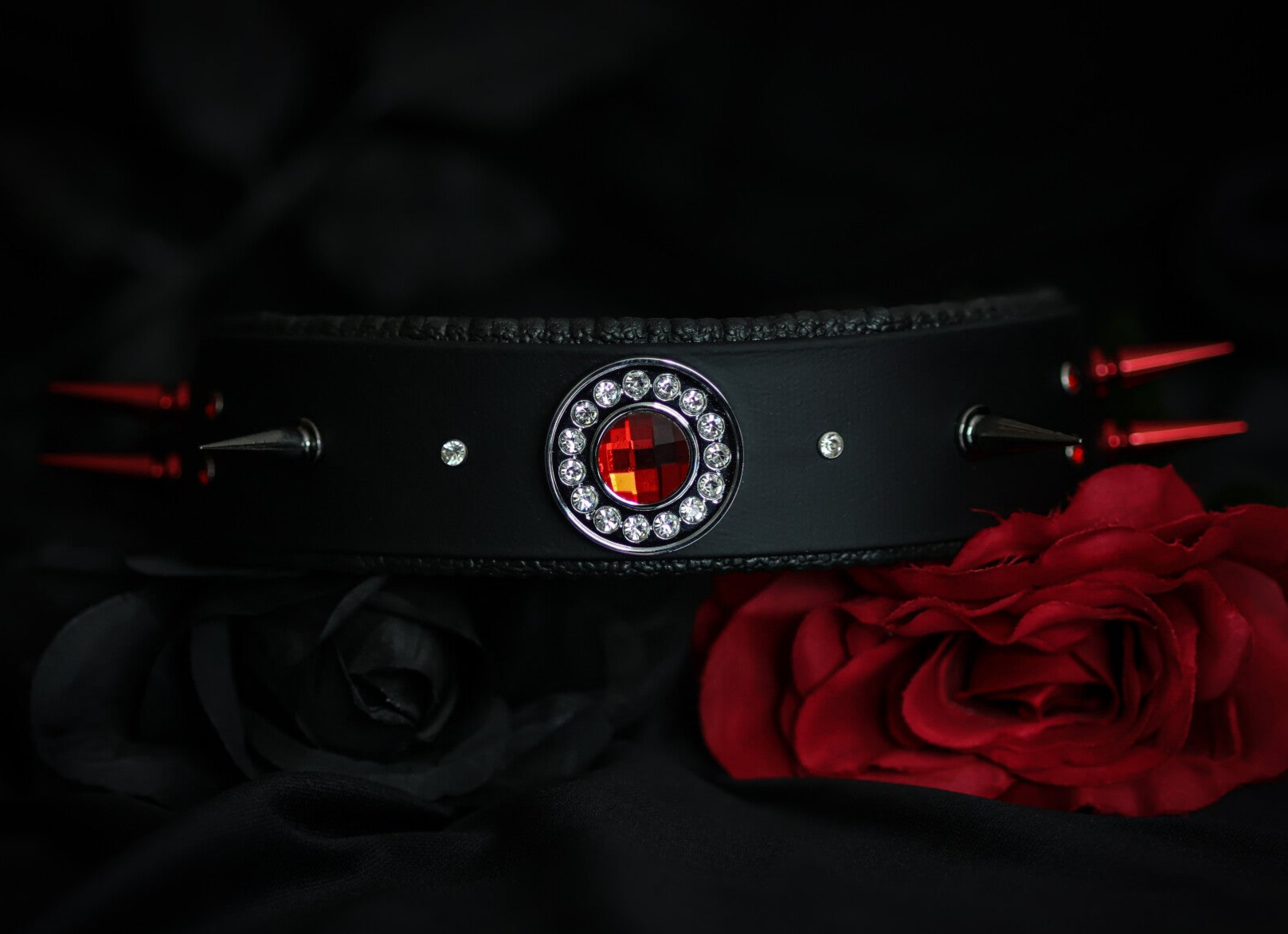 Halsband Red Velvet