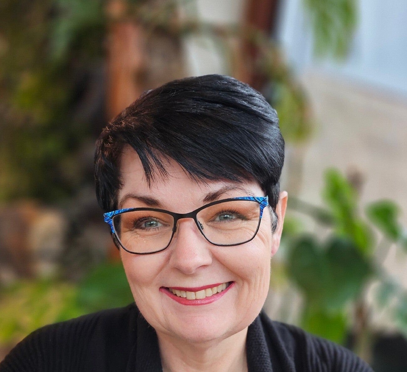 Loralee Schultz, RP (Qualifying), trauma-informed and neuro-affirming therapist serving Ontario, BC, Alberta and across Canada