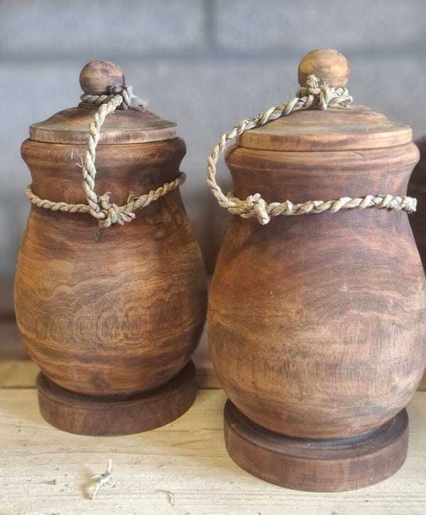 Nepalse pot met deksel