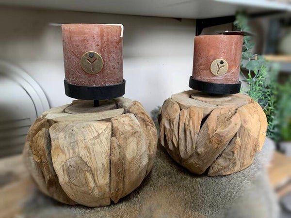 Houten kaars kandelaars