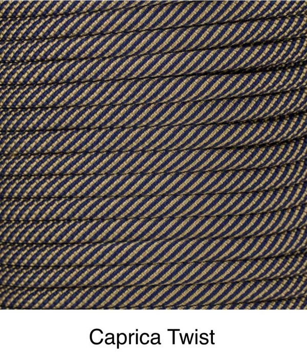 Verstellbare Tau-Leder Hundeleine - Caprica Twist