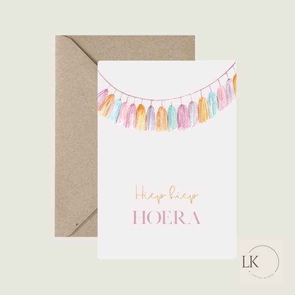 Wenskaart “pastel hoera”