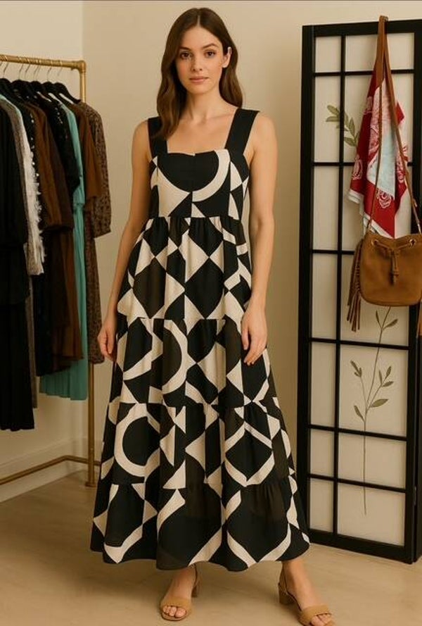 Divine Geo Maxi Dress - Noir
