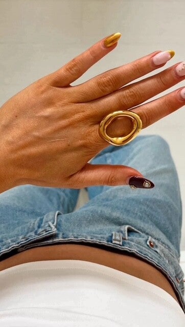 Divine Bold Circle Ring