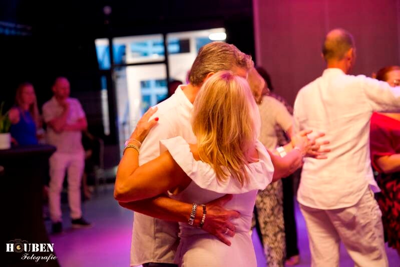 houbenfotografie-salsa-avond04_watermark-standard-99ezse.jpg