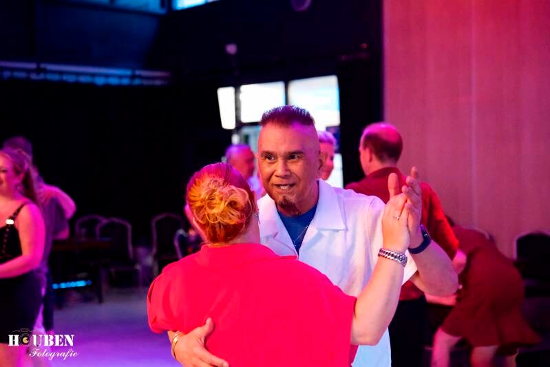 houbenfotografie-salsa-avond08_watermark-standard-ca8dtk.jpg