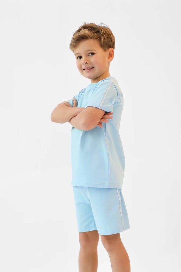 HK Eddie Blue Shorts Outfit