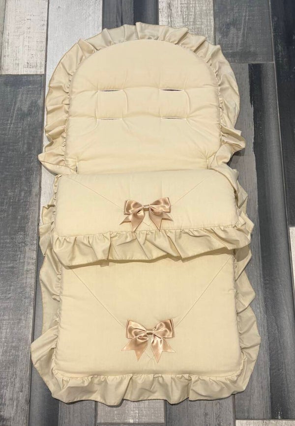 Two Bow Cosytoes