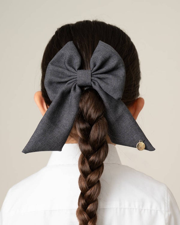 **NOW IN STOCK** Bow Clip