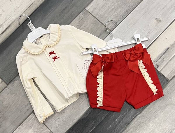 Pretty Originals Shorts And Blouse