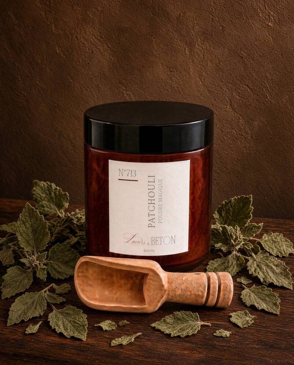 N 713 - Poudre magique patchouli