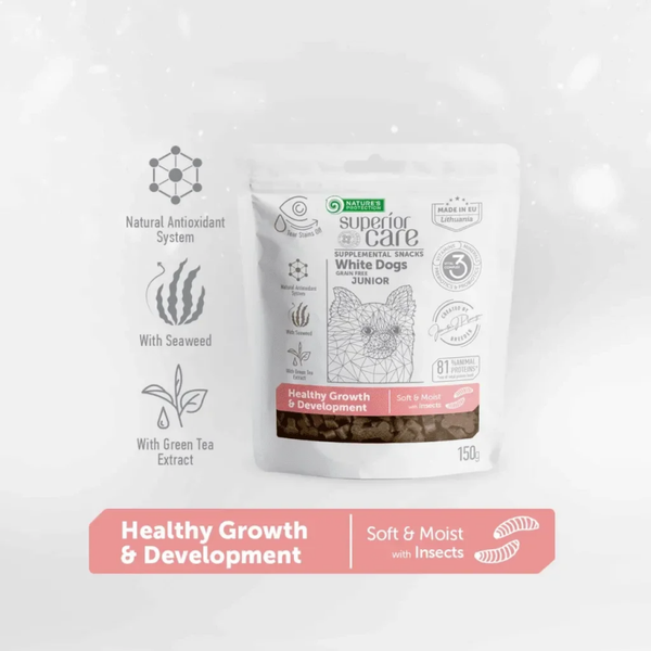 Superior Care Adult dogs snacks to support healthy growth and development with insects for junior all breed dogs with white coat 150 g