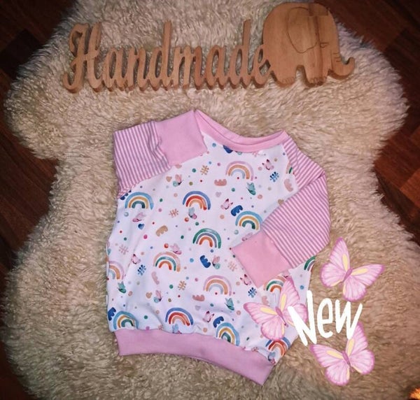 💚 Baby Jersey Pullover 68 rosa Schmetterling/Regenbogen
