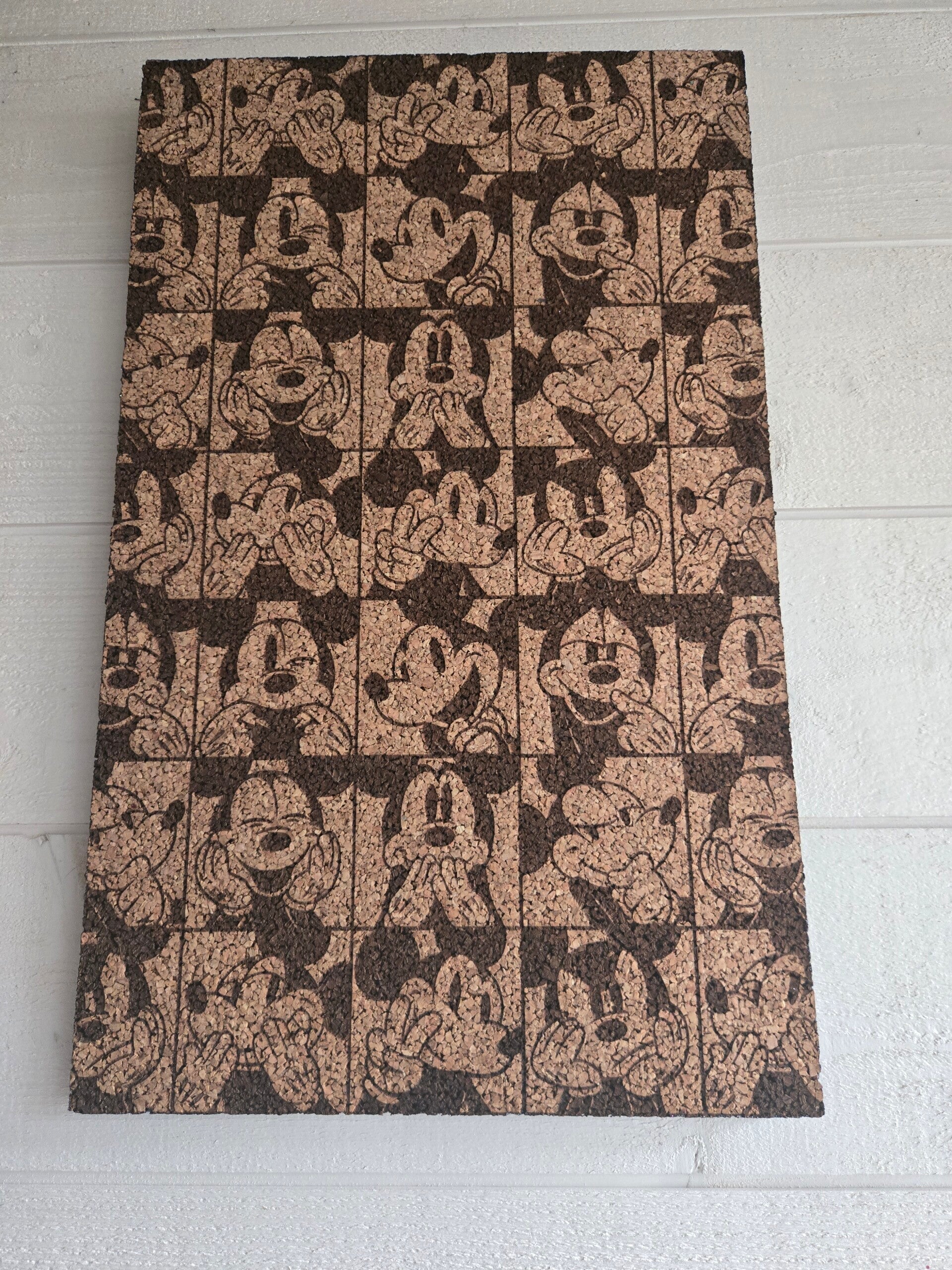 Tableau décoratif en liège Souris