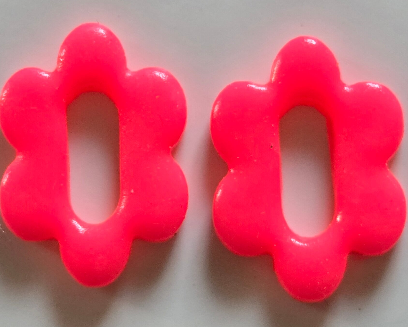 Les fleuries fluos 25mm