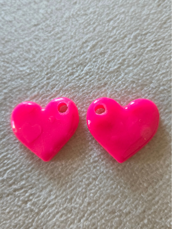 Les cœurs fluo 20mm