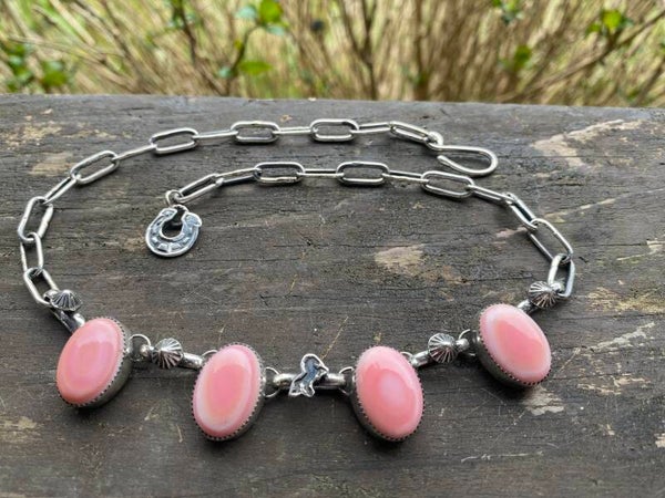 Queen Conch Sterling Choker Necklace