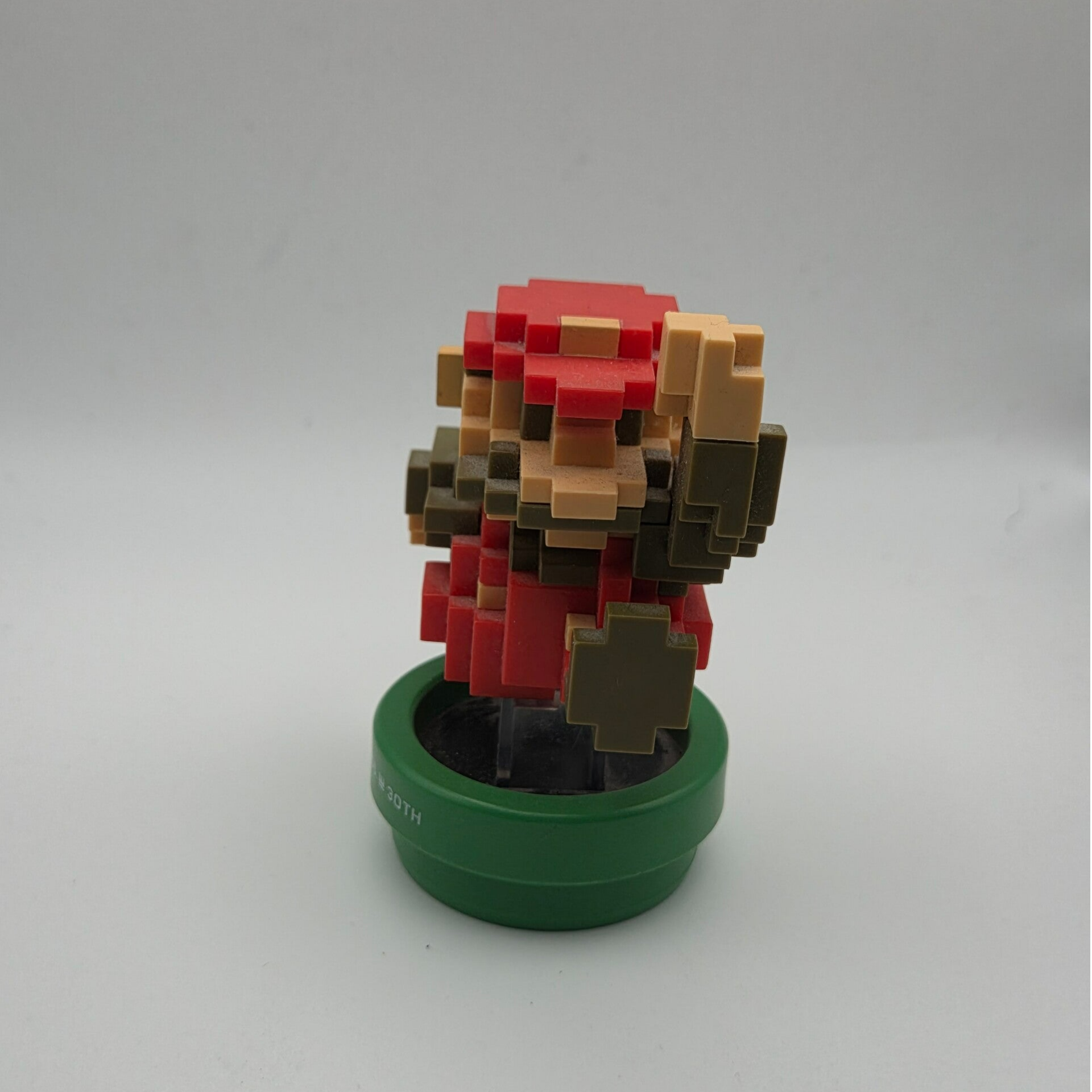 Amiibo Mario 30th Anniversary 8-Bit