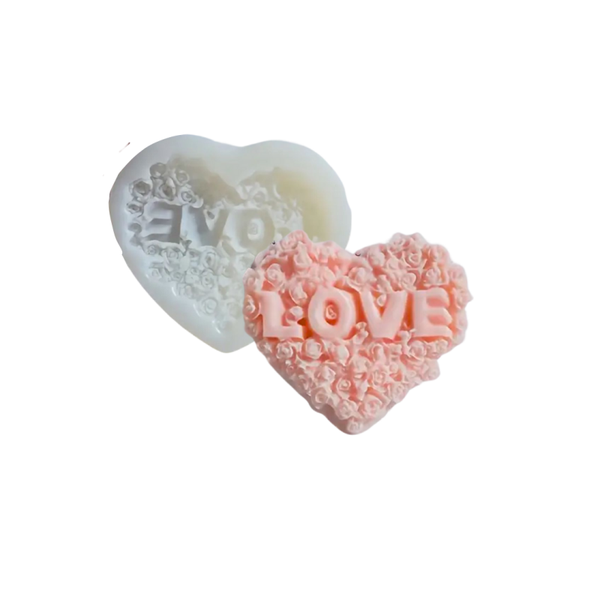Kerzenform | LOVE | 8x8 cm | #157