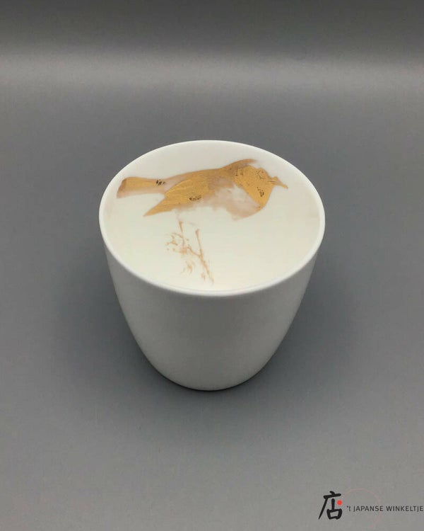 Beker wit met gouden vogel Ø 6,7cm 6,5cm hoog (K-HMTW-P102-2)