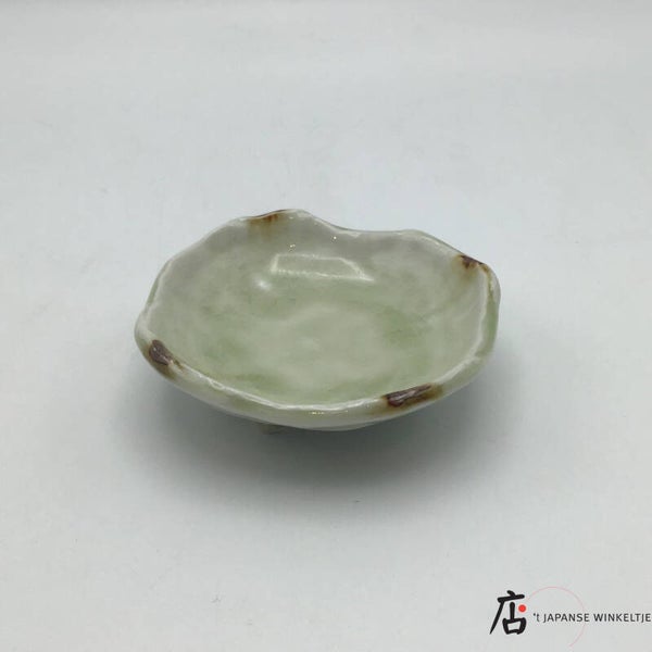 Kozara (小皿) schaaltje lichtgroen craquelé Ø 9 cm (K-Kigu11-124)