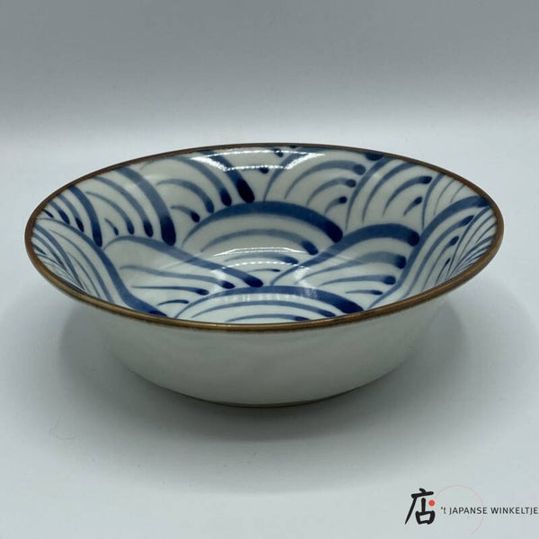 Chubachi (中鉢) kom Ø 15 cm, 4,5 cm hoog (K-Sai-14279 golf)